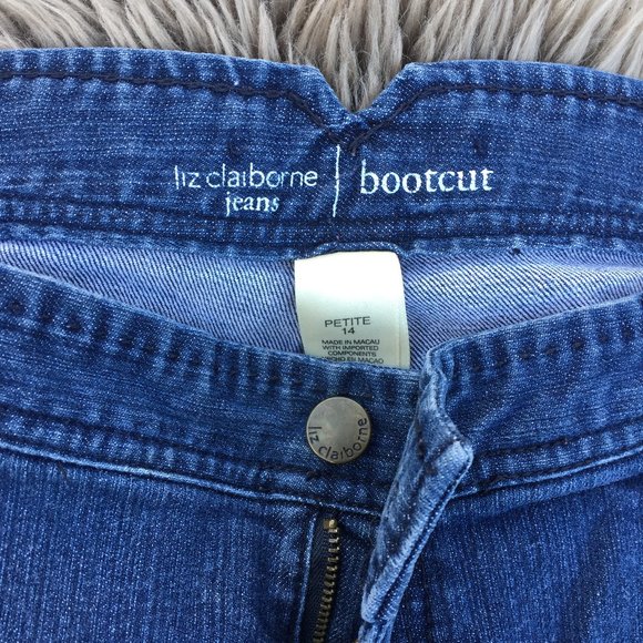 Liz Claiborne boot cut blue jeans - size 14P - Picture 2 of 9